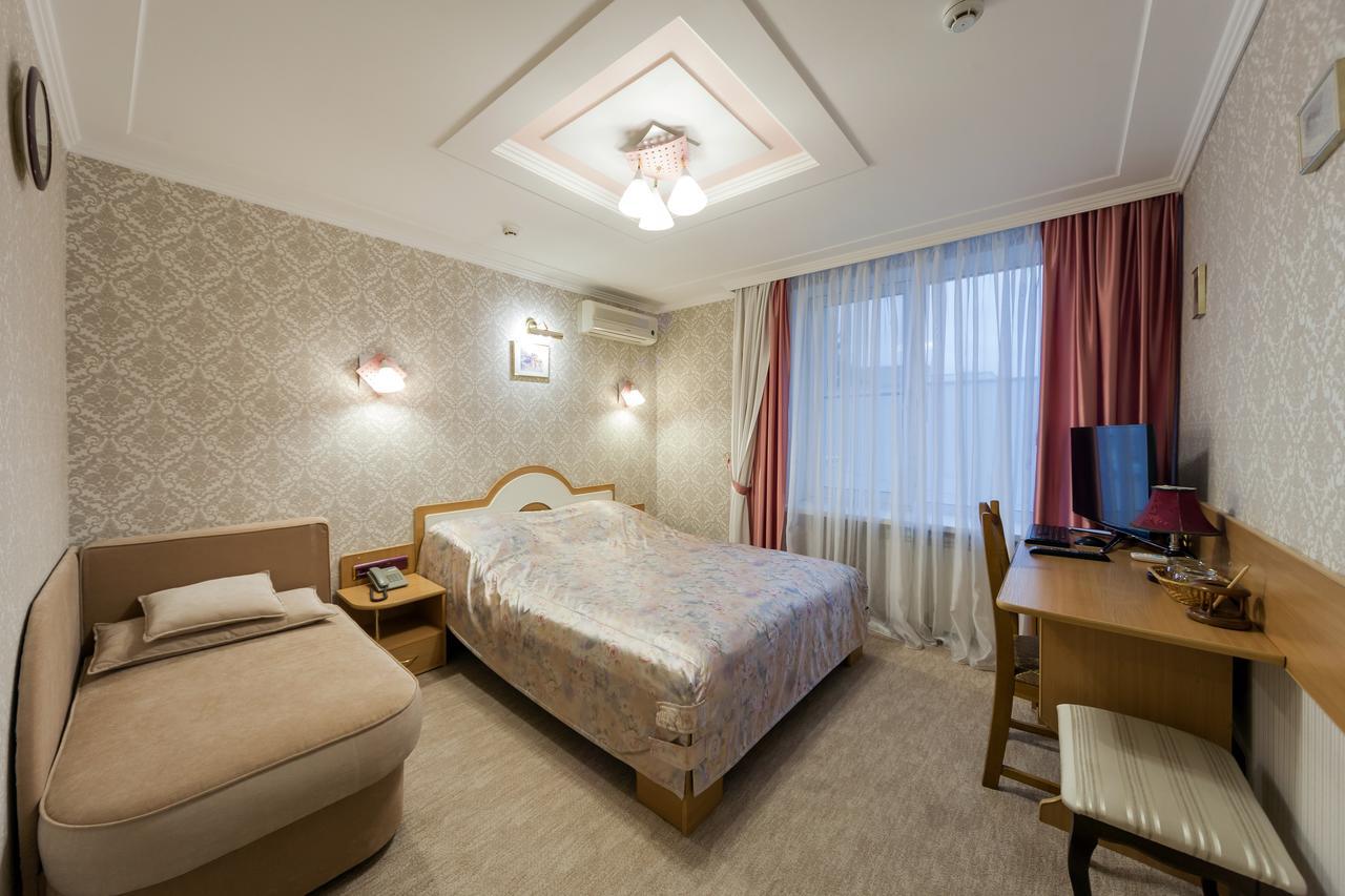 Paradise Hotel Gomel Exterior photo